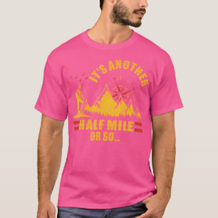 T-shirt C'Est Un Autre Camping De Randonnée À 800 Mètres D