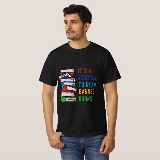 T-shirt C'est un bon jour de lire des livres interdits pou (Devant entier)