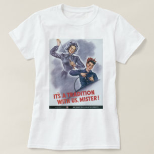 T-shirt C'est une tradition avec nous, Monsieur !