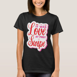 T-shirt C'était l'amour au premier coup de balai Couple Ma