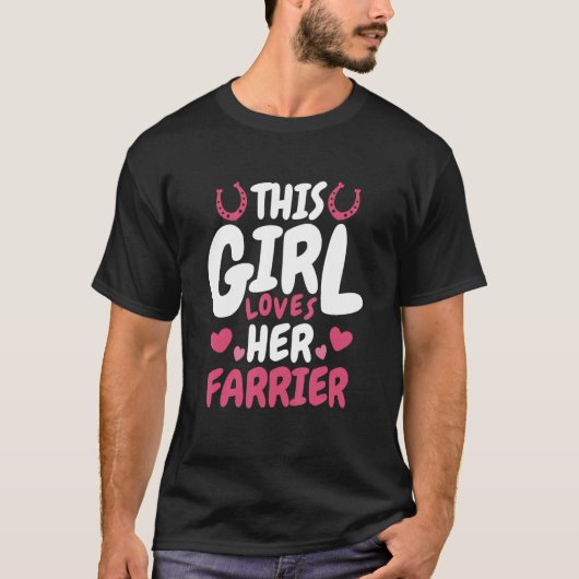 T-shirt Cette fille aime son maréchal-ferrant de chevaux e (Devant)