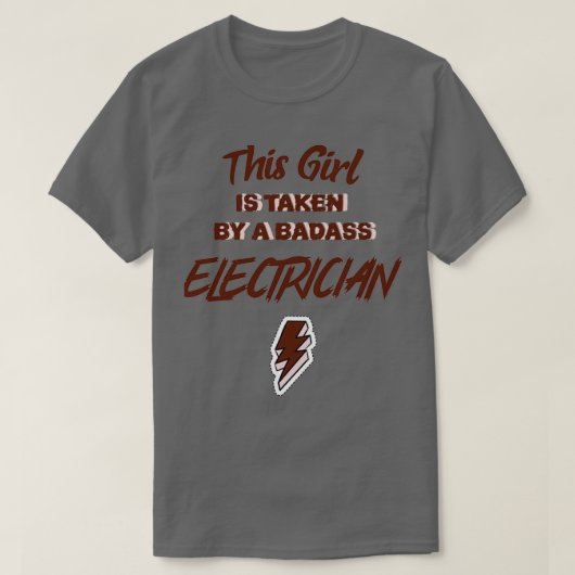 T-shirt Cette Fille Est Prise Par Un Électricien De Badass (Design devant)