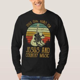 T-shirt Cette Fille Fonctionne Sur Jesus Et Country Music 