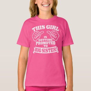 T-shirt Cette fille obtient a favorisé à la grande soeur