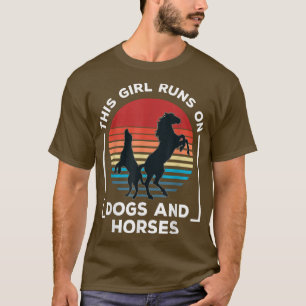 T-shirt Cette Fille Passe Sur Les Chiens Et Les Chevaux À