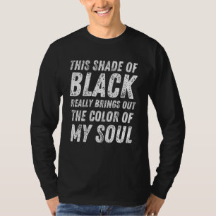 T-shirt Cette nuance de noir fait vraiment ressortir la co