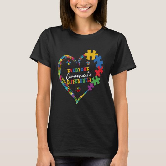 T-shirt Chacun communique une Sensibilisation sur l'autism (Devant)