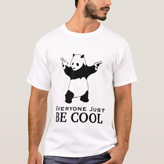 T-shirt Chacun SOIT juste FRAIS - panda armé (Devant)