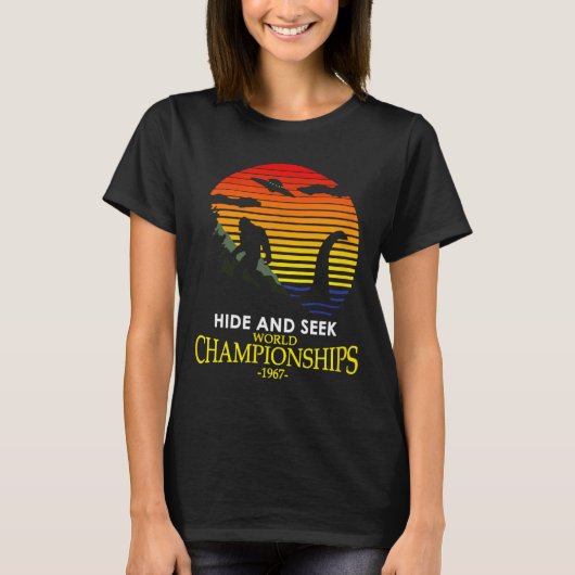 T-shirt Champion de cache-cache Nessie Lochness Bigfoot Yé (Devant)