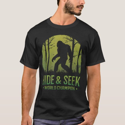 T-shirt Champion Rétro du Monde de Cache-Cache (Devant)