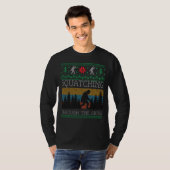 T-shirt Chandail de Noël moche de Sasquatch (Devant entier)