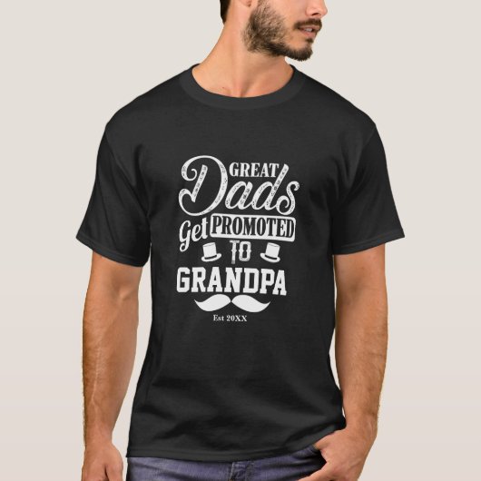 T-shirt Changer de nom Date Année 20xx Papa promu à grand- (Devant)