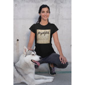 T-shirt chant d'oiseaux assis sur une composition musicale