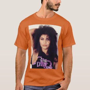 T-shirt Chanteuse de vanité actrice posant avec Berry Gord