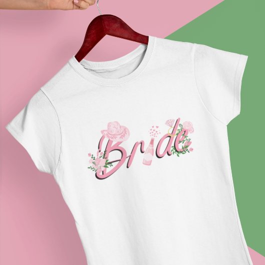 T-shirt Chapeau de cowboy rose avec fleurs de mariée 