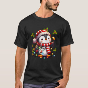 T-shirt Chapeau de Père Noël de pingouin mignon lumières d