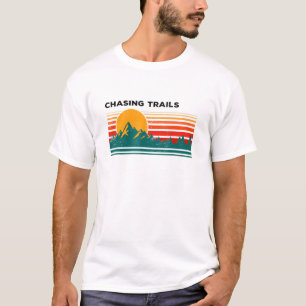T-shirt Chasing Trails Hiker Summit Randonnée Mont Outdoor