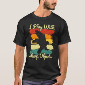 T-shirt Chasse De Falcon Je Joue Avec Des Objets Sharp Pou (Devant)