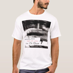 T-shirt Chassez le rêve : Pièce en t noire et blanche