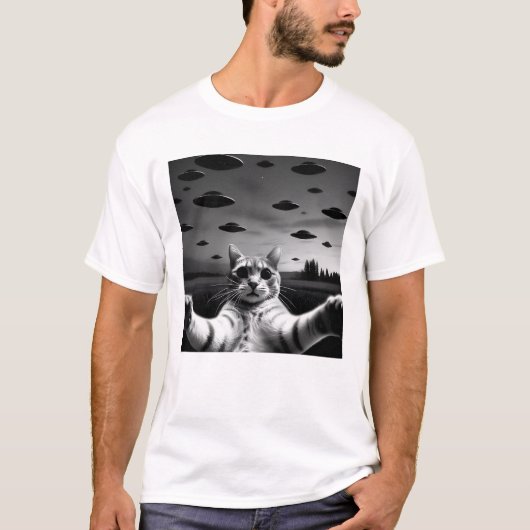 T-shirt Chat Alien amusant UFO Kitten Selfie avec OVNI (Devant)