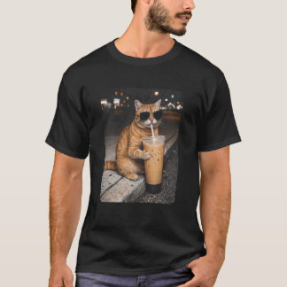 T-shirt Chat buvant un café glacé Mème d'animal drôle Café
