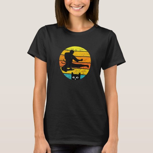 T-shirt Chat de karaté à silhouette rétro (Devant)