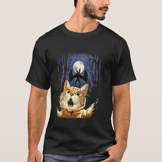 T-shirt Chat effrayé selfie chat avec Mothman monstre cryp (Devant)