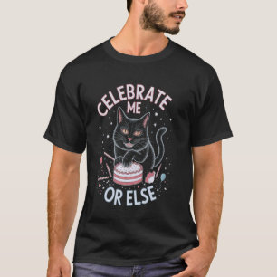 T-shirt Chat gothique avec l'art de gâteau d'anniversaire