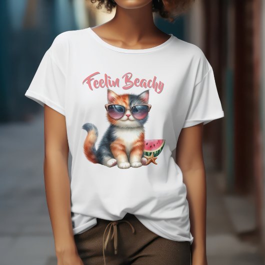 T-shirt Chat Mignon à l'aise à la Plage
