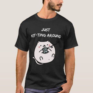 T-shirt Chat Mignonne Juste En Tirant Autour D'Un Kitty Qu