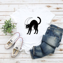 Chat noir et lune croissante en dessin au trait