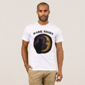 T-shirt Chat noir mystique sur la lune de croissant (Devant entier)