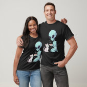 T-shirt Chat nourri par un alien (Unisexe)