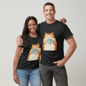 T-shirt Chat qui sourit en serrant un poisson, drôle (Unisexe)