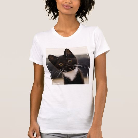 T-shirt Chaton noir et blanc mignon de smoking (Devant)