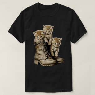 T-shirt Chatons Chat Et Bottes De Combat Chats Amoureux