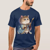 T-shirt chatte royale mignonne portant un manteau bleu et  (Devant)
