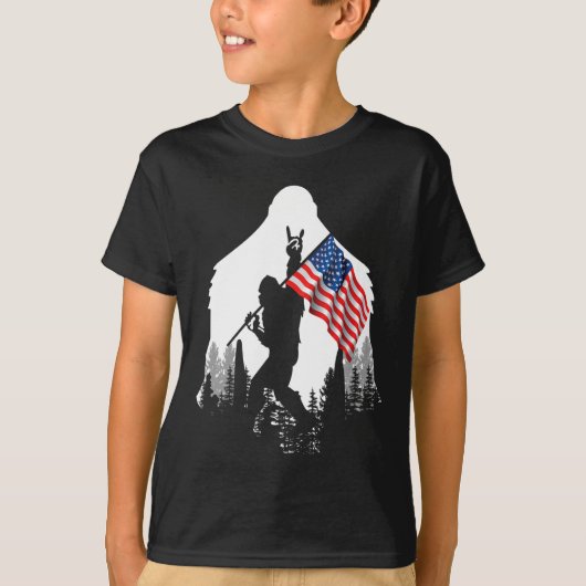T-shirt Chemise à pied - Bigfoot Sasquatch Drapeau américa (Devant)