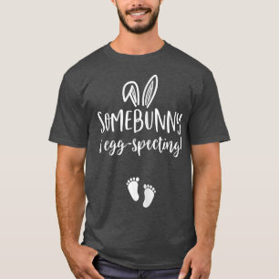 T-shirt Chemise de Faire-part de grossesse de Pâques Assez
