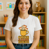 T-shirt Chemise de l'enseignant amusante; Café et nom répé
