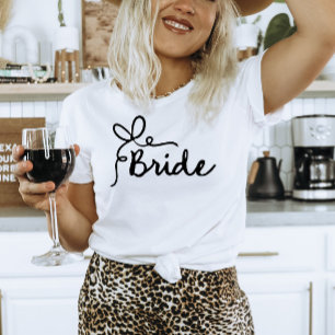 T-shirt Chemise de mariée Whimsical Pow tirée à la main