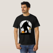 T-shirt Chemise Halloween Squatchin' (Devant entier)