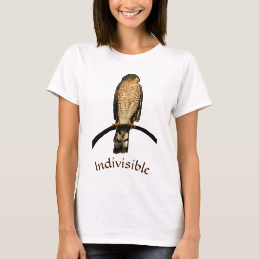 T-shirt Chemise indivisible de faucon (Devant)