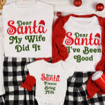 T-shirt Cher Père Noël Custom Funny Christmas Family Group<br><div class="desc">Ajoutez une touche d'humour et beaucoup de charme aux fêtes de vacances de votre famille avec notre T-shirt "Dear Père Noël" Custom Funny Christmas Family Group. Cette chemise délicieuse et personnalisée est la façon parfaite de partager les souhaits de Noël uniques de votre famille avec une touche humoristique. Customisez la...</div>