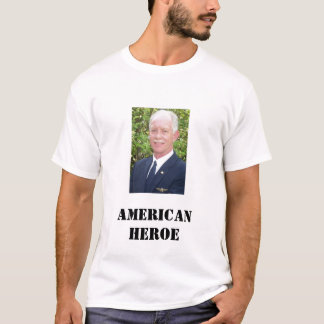 T-shirt Chesley salissent Sullenberger, HÉROS AMÉRICAIN