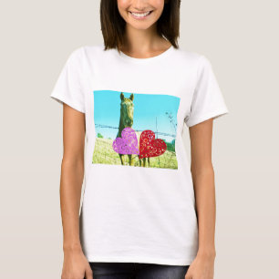 T-shirt Cheval blond et Coeurs rose et rouge