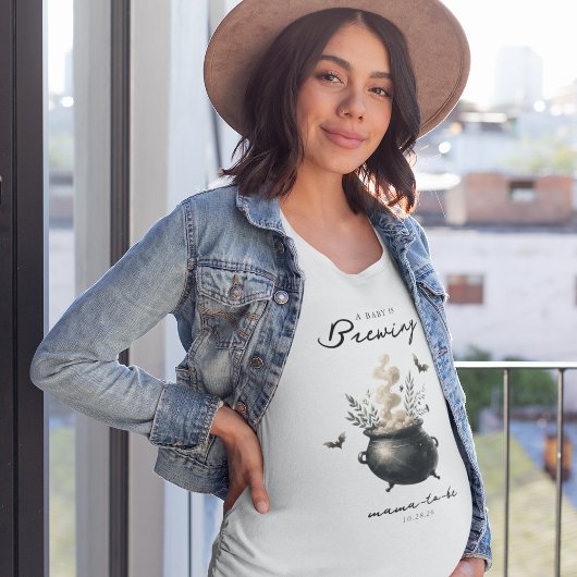 T-shirt Chic 'a Baby is Brewing' Halloween Baby Shower