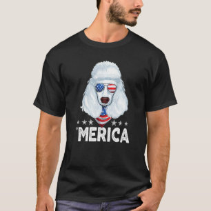 T-shirt Chien de caniche avec lunettes de soleil Américain