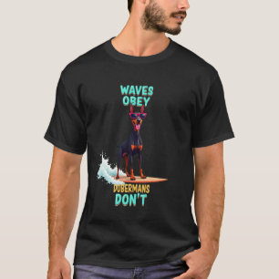 T-shirt Chien de surf Dobermann Pinscher cool