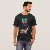 T-shirt Chien de surf Pug cool (Devant entier)